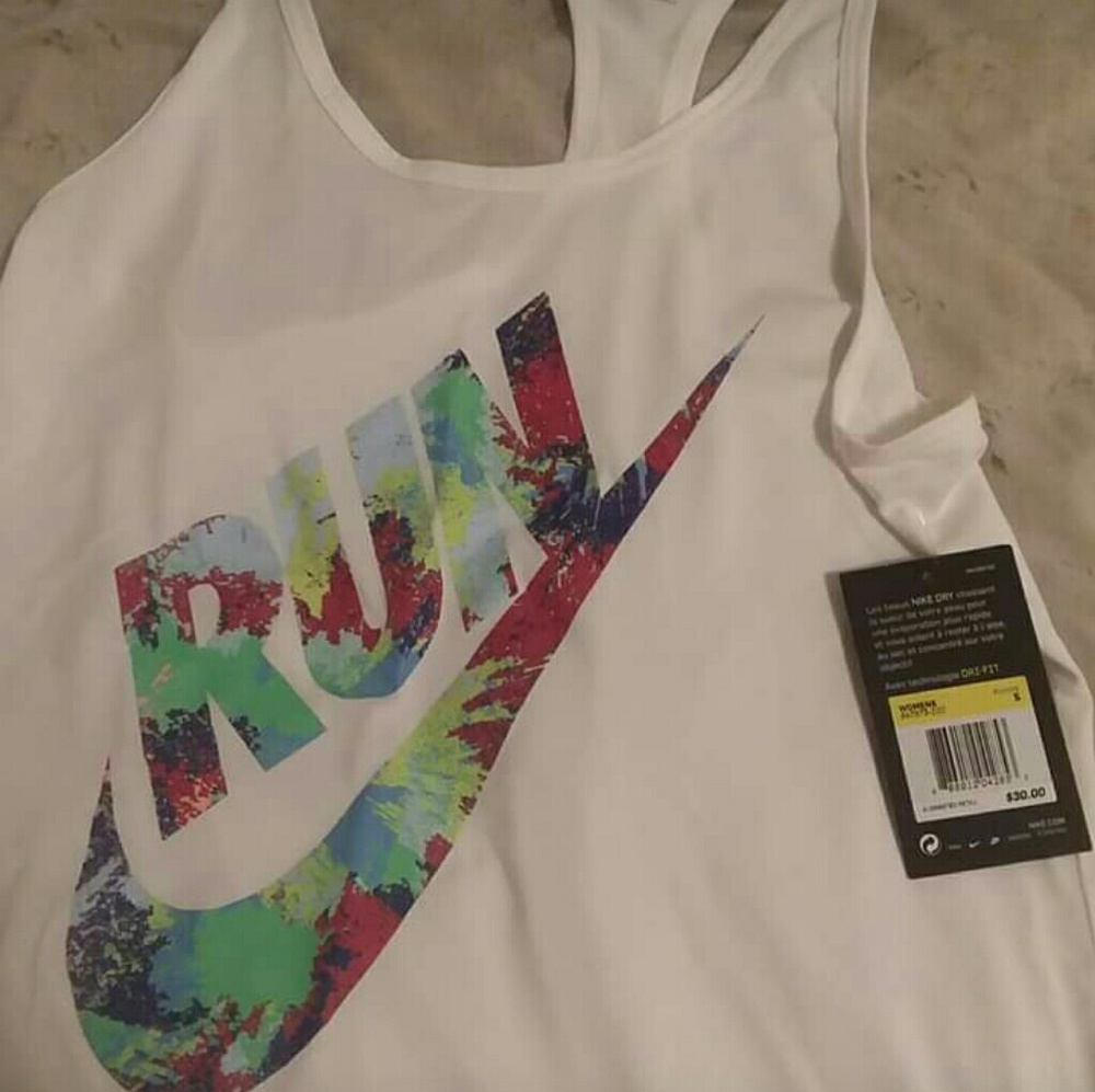 Nike tank